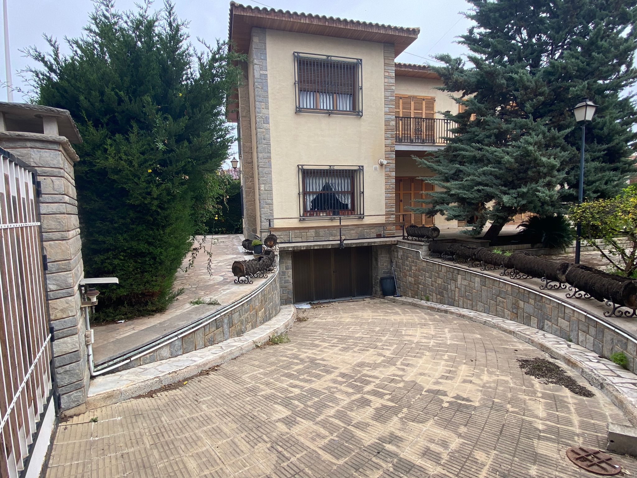 PHOTO-2022-05-11-10-24-56